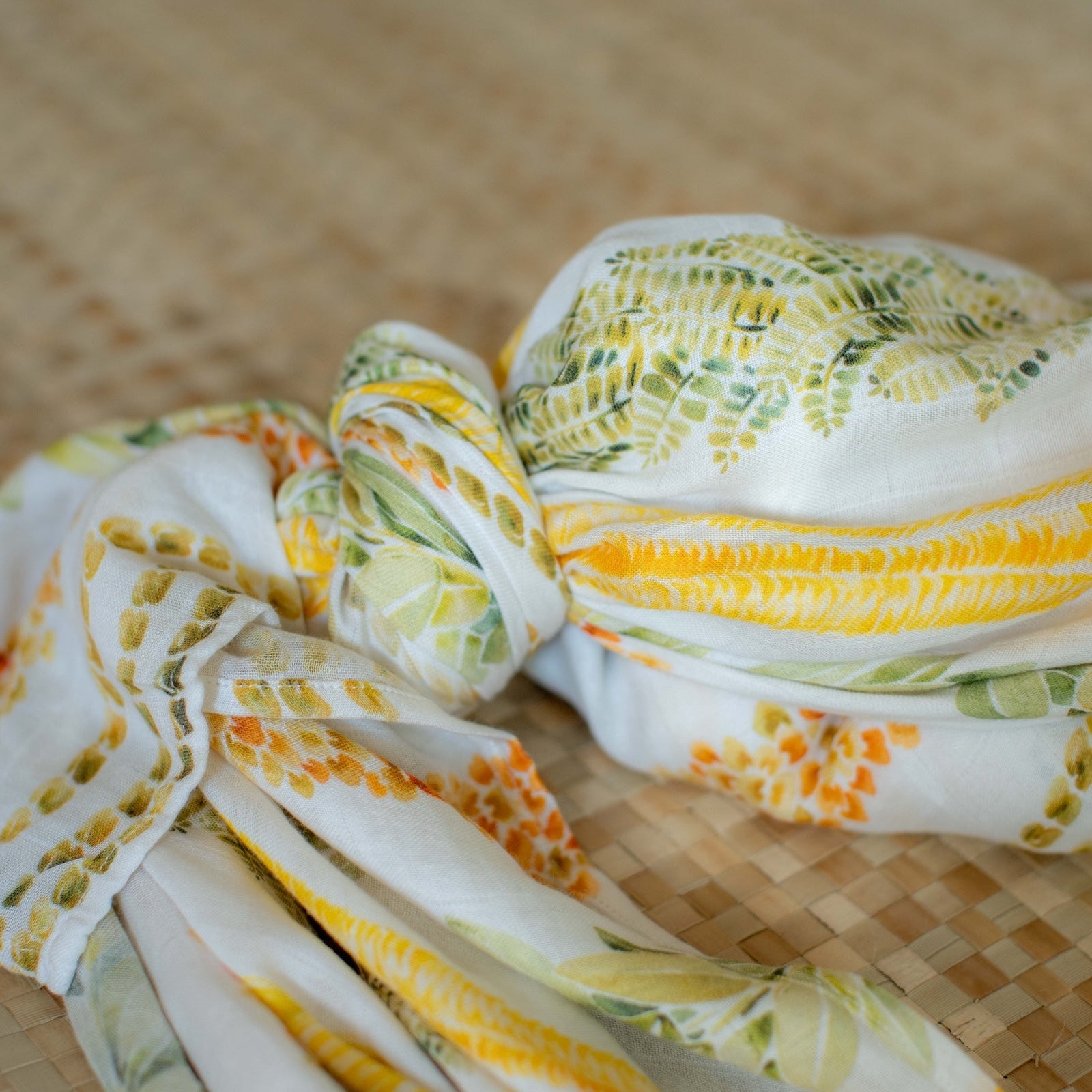 Lei Alaula Kula Kapa Moe - Hawaiian Bamboo Swaddle Blanket