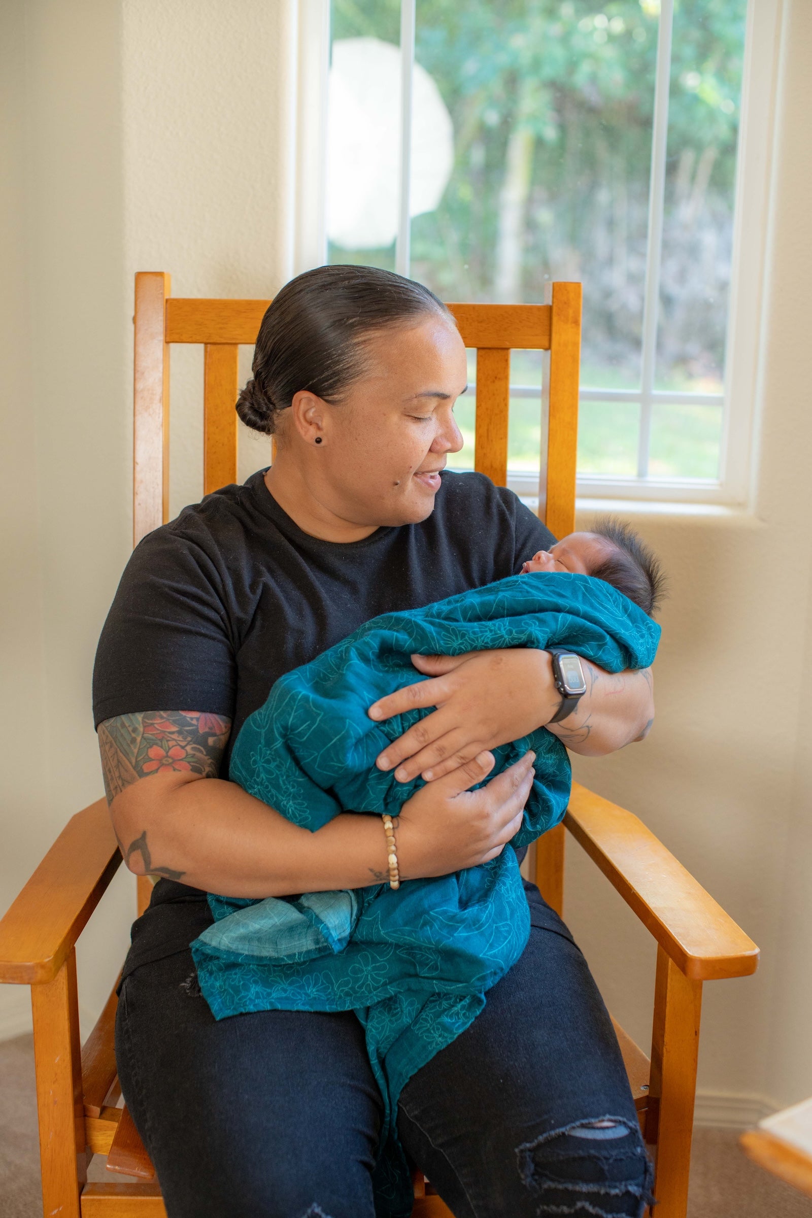 Blue Pua Kukui Bamboo Muslin Kapa Moe (Swaddle Blanket)