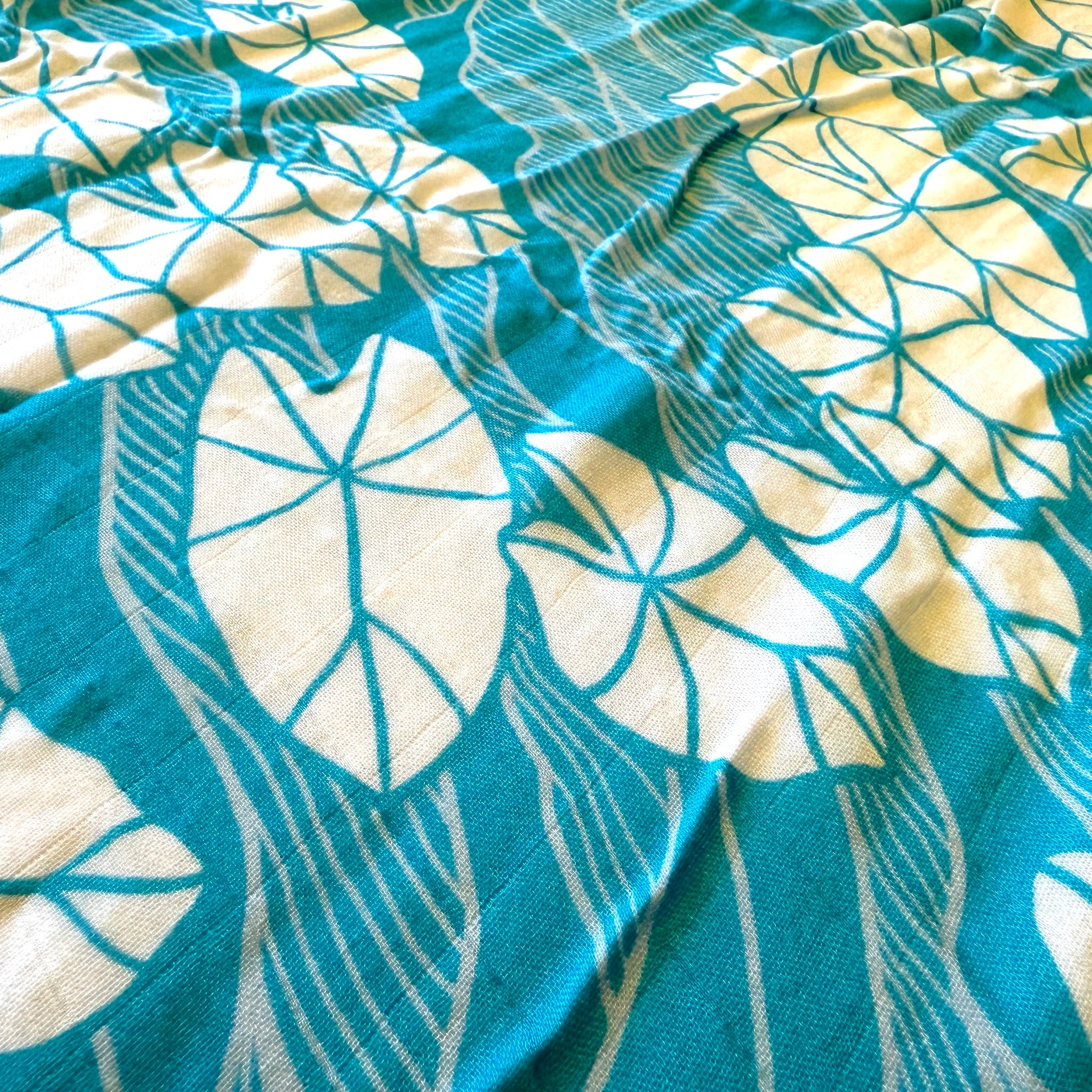 Blue Mauka Kalo Bamboo Muslin Kapa Moe (Swaddle Blanket)