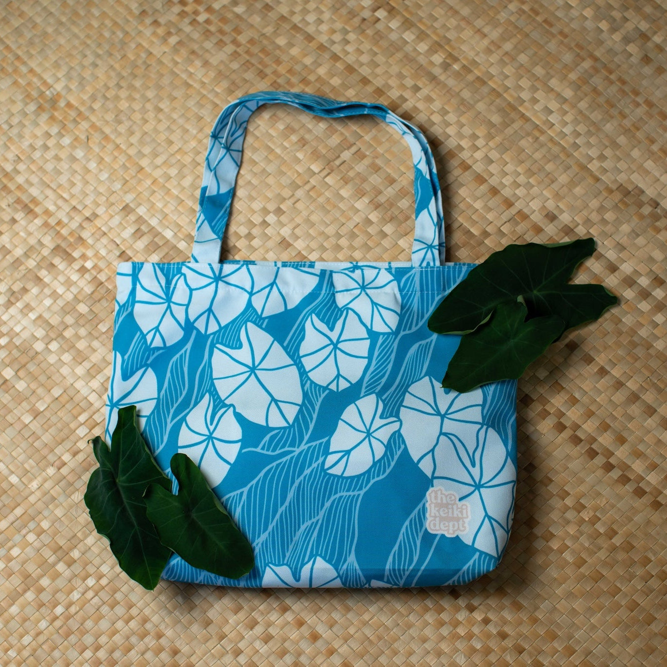 Blue Mauka Kalo Canvas Zipper Tote Bag