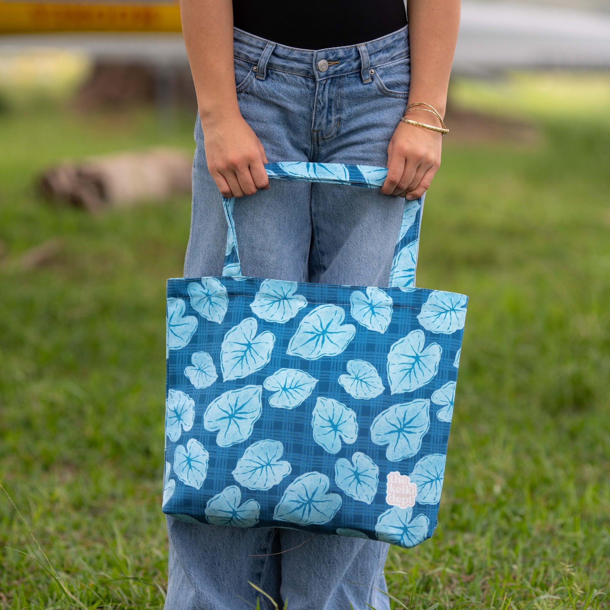 Blue Palaka Kalo Canvas Zipper Tote Bag