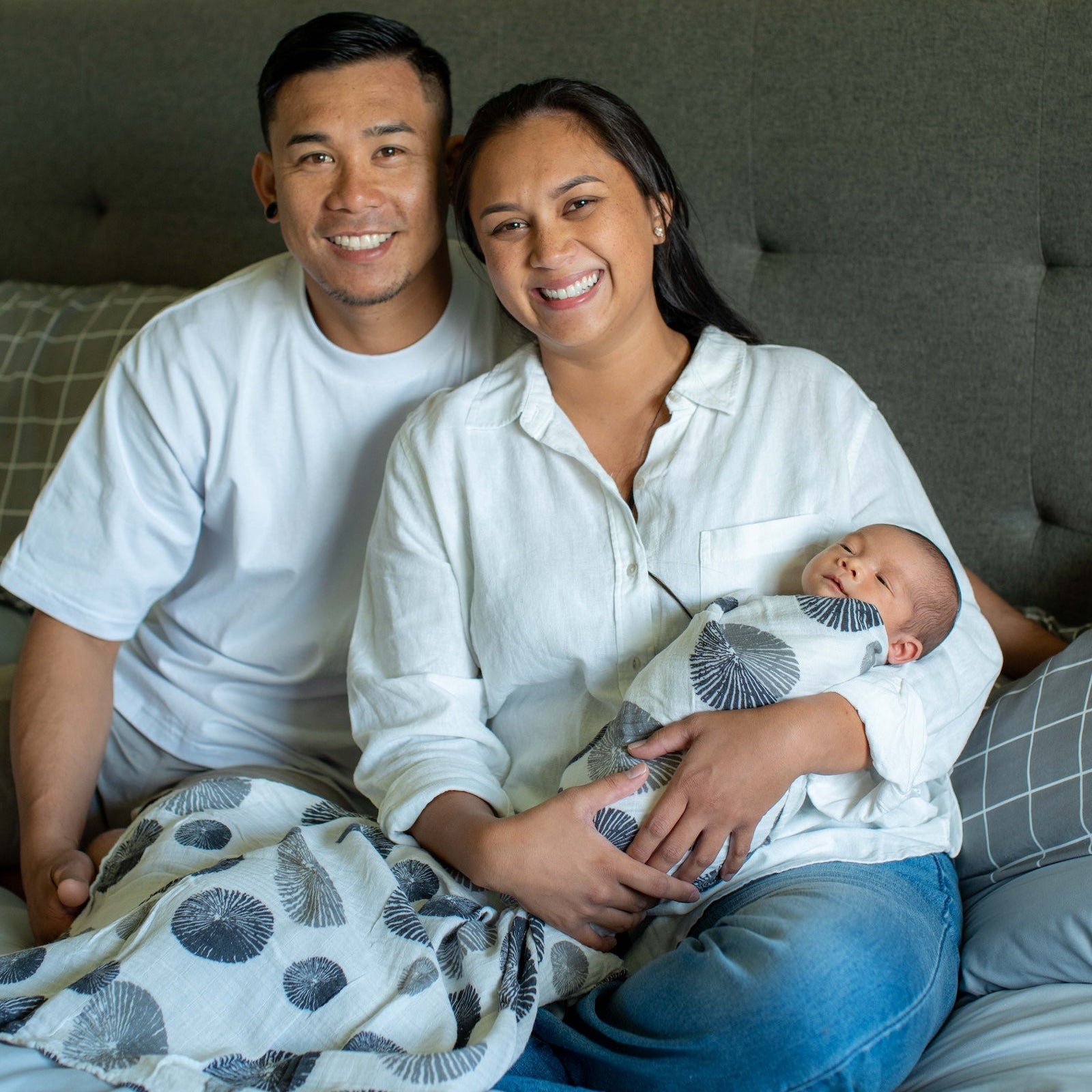 BW ʻOpihi Kapa Moe - Hawaiian Bamboo Swaddle