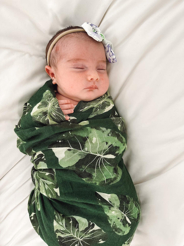 ʻElepaio Hā Kea Kapa Moe - Hawaiian Bamboo Swaddle