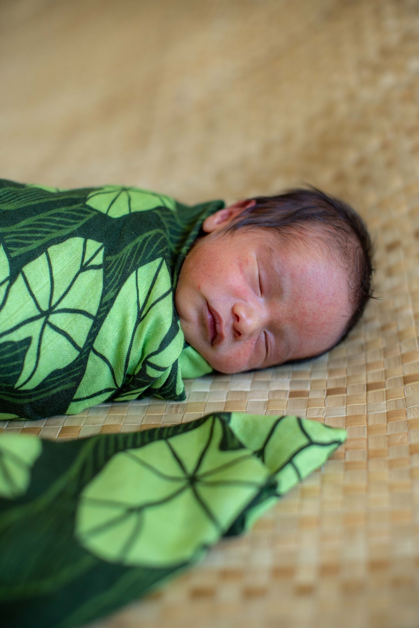 Green Mauka Kalo Bamboo Muslin Kapa Moe (Swaddle Blanket)