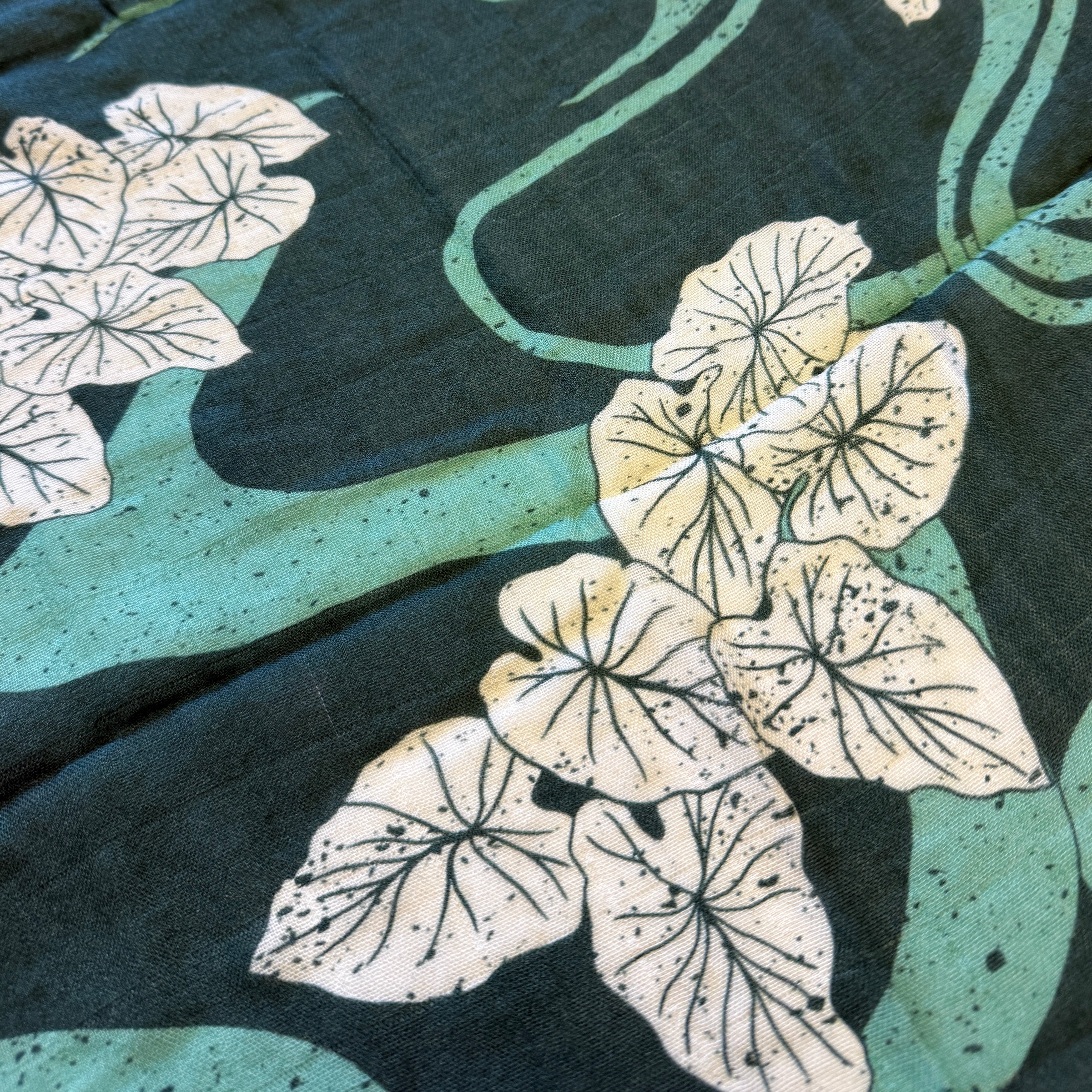 Hawaiian Loʻi Pō Kapa Moe - Hawaiian Bamboo Swaddle