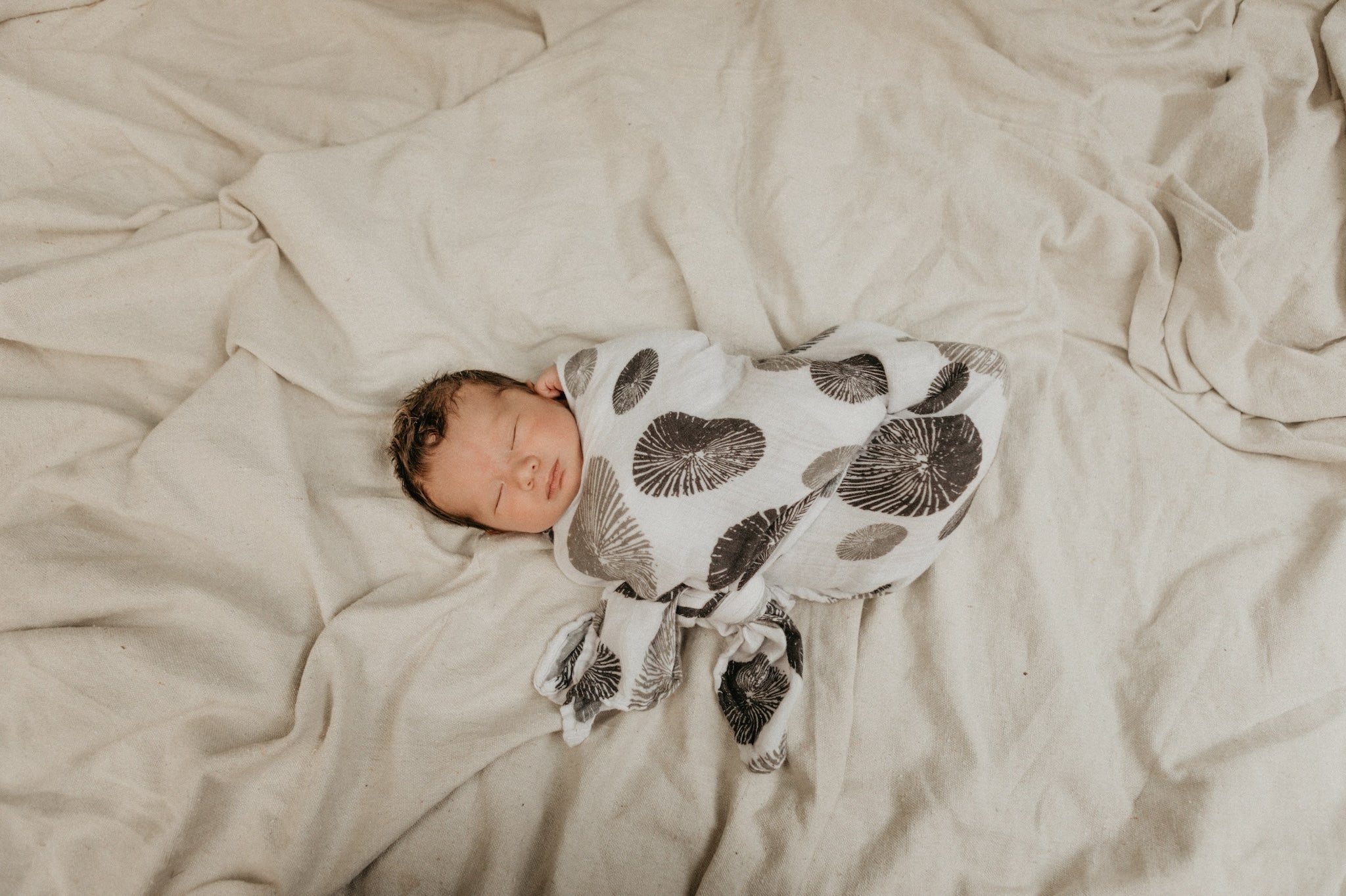 BW ʻOpihi Bamboo Muslin Kapa Moe (Swaddle Blanket)