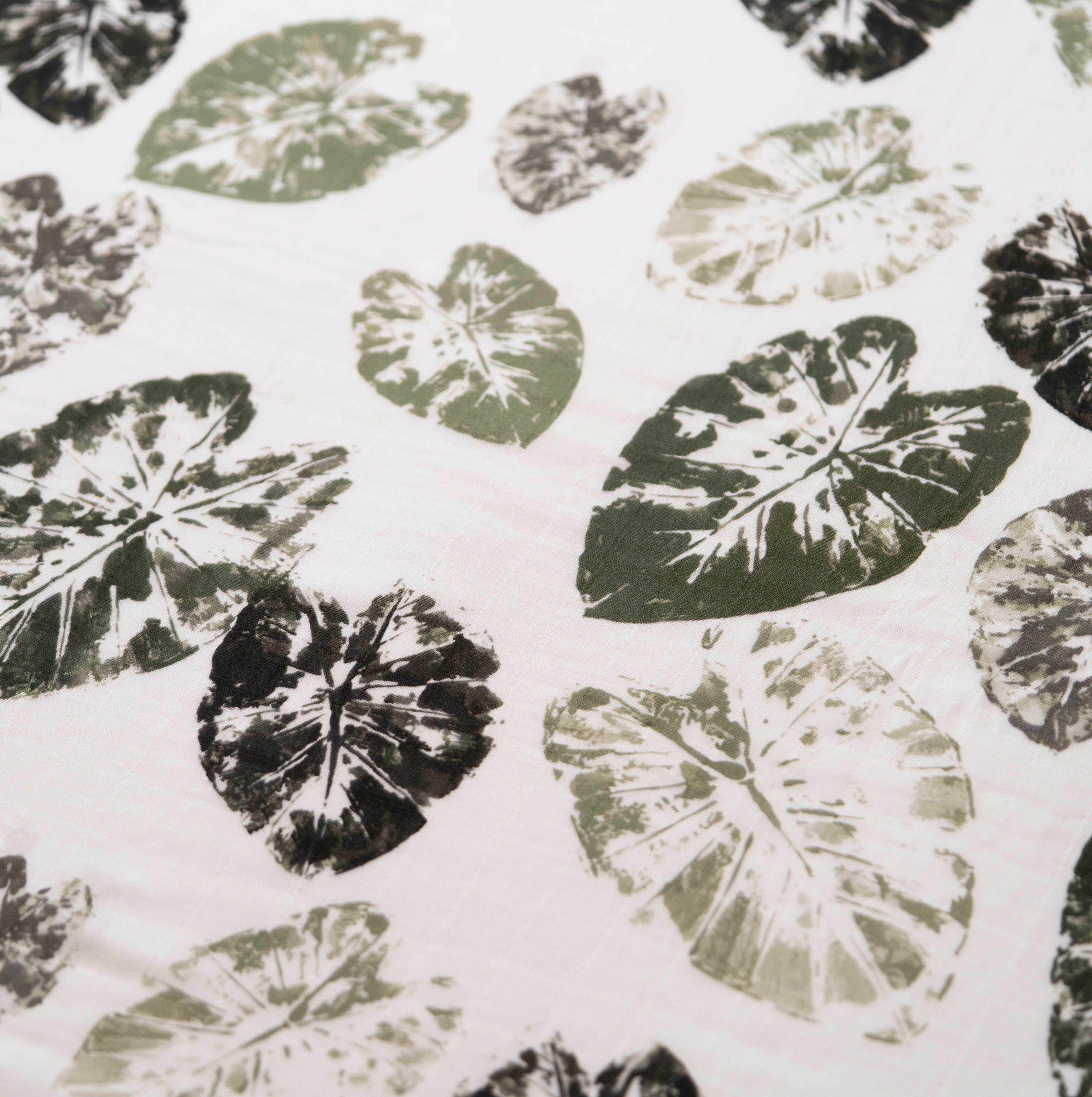 Kalo Stamp Bamboo Muslin Kapa Moe (Swaddle Blanket)