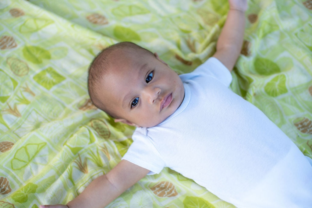 Kapa Kalo Bamboo Muslin Kapa Moe (Swaddle Blanket)