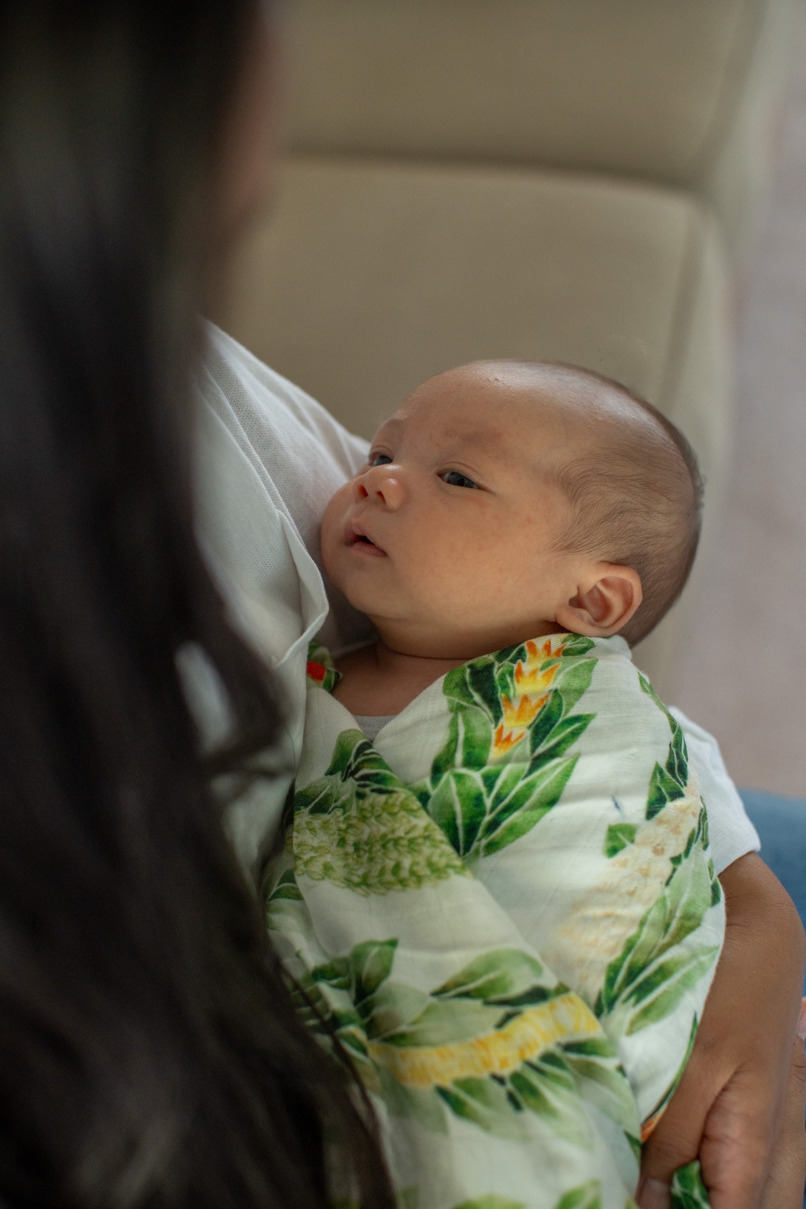 Lei Maile Bamboo Muslin Kapa Moe (Swaddle Blanket)