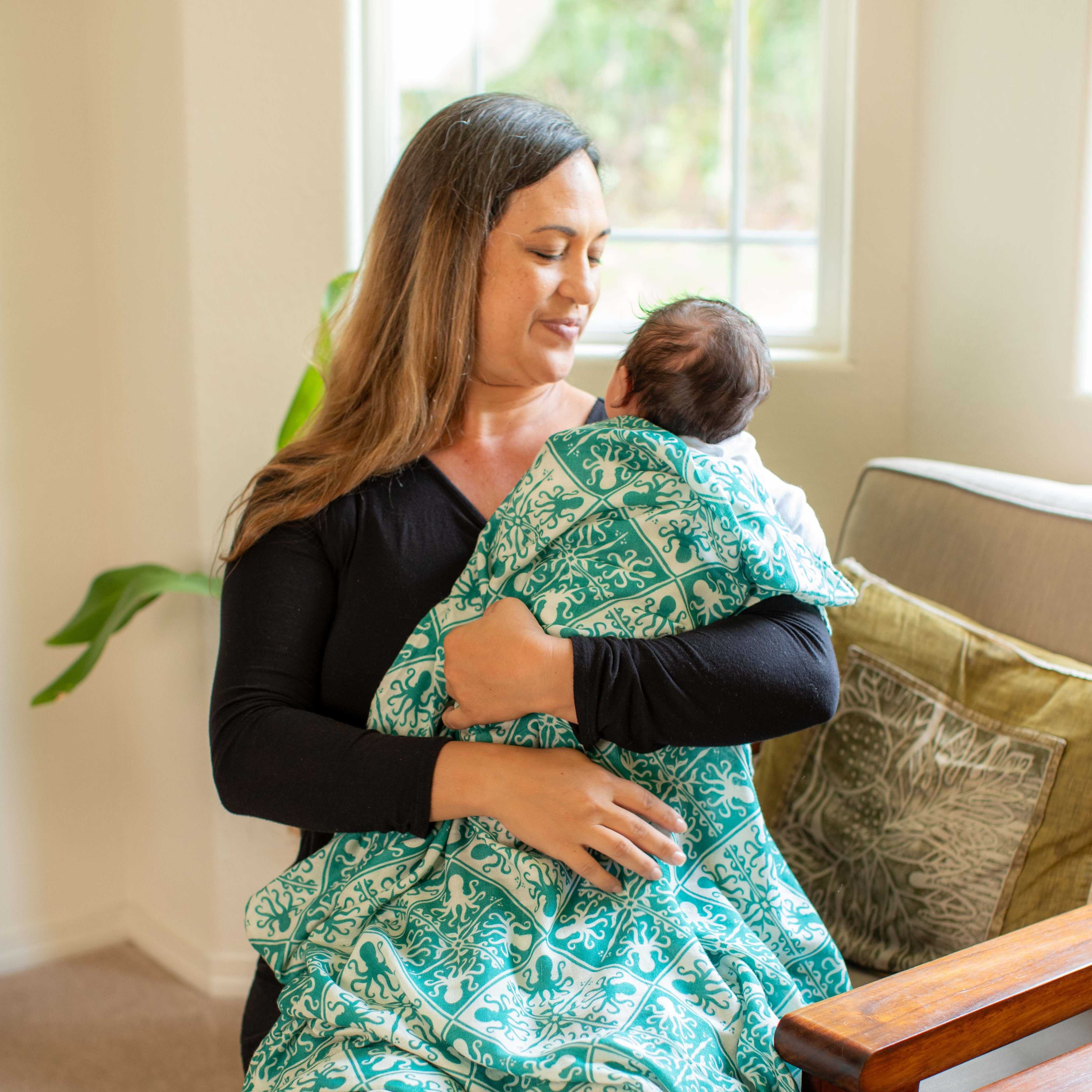 Teal Kuiki Heʻe Kapa Moe - Hawaiian Bamboo Swaddle