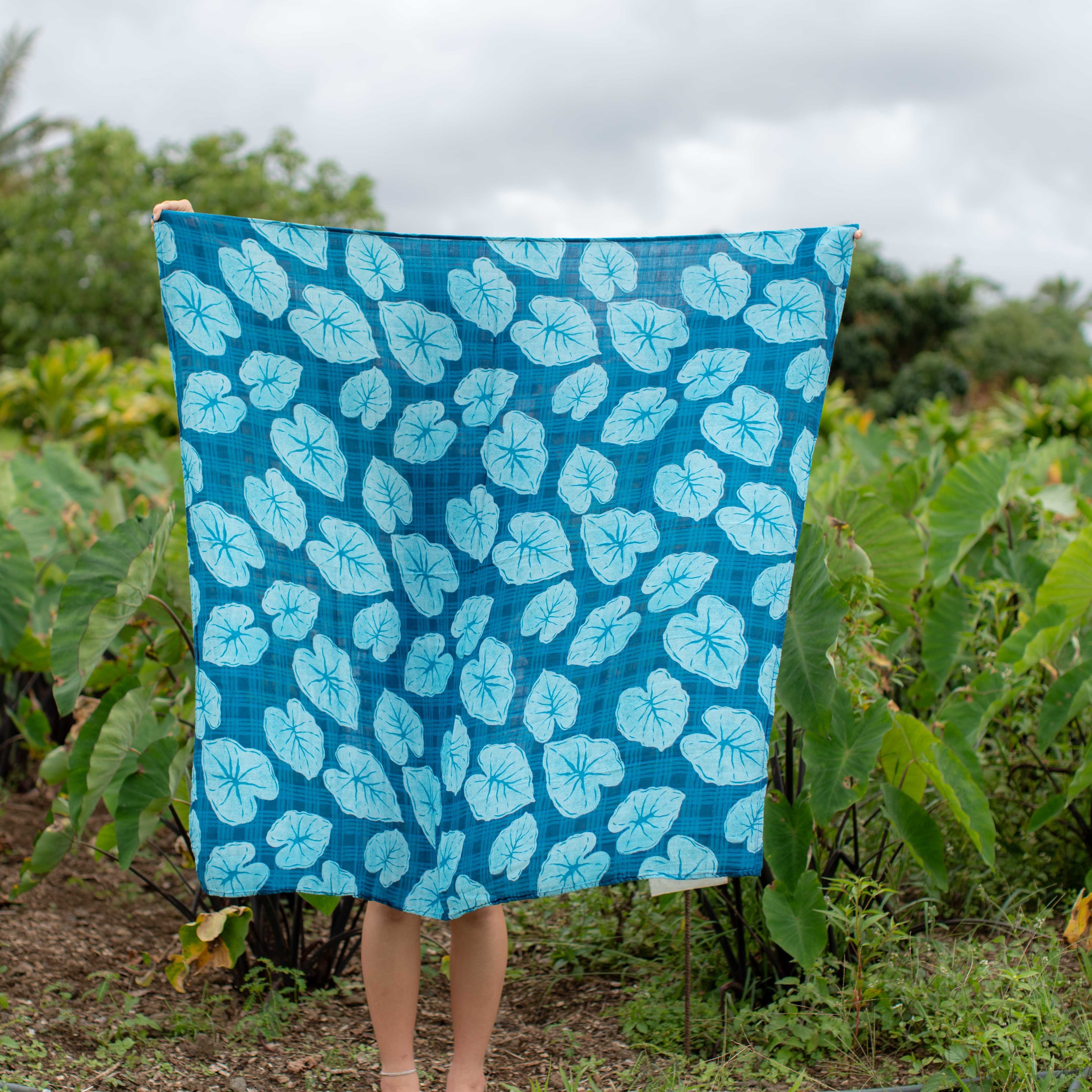 Hawaiian Bamboo Swaddle — Blue Palaka Kalo | The Keiki Dept