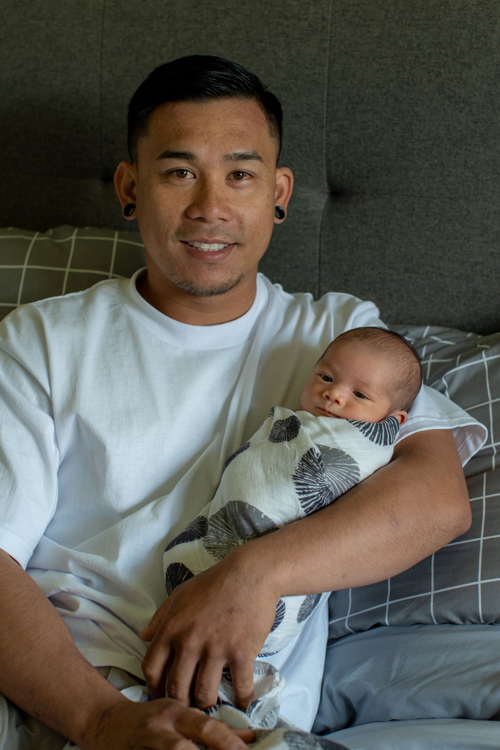 The Keiki Dept Bamboo Kapa Moe (Muslin Swaddle Blanket)