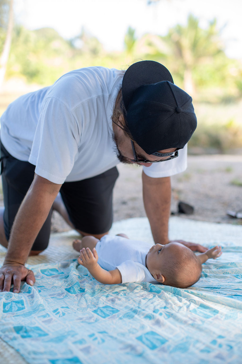 Kapa Kai Bamboo Muslin Kapa Moe (Swaddle Blanket)