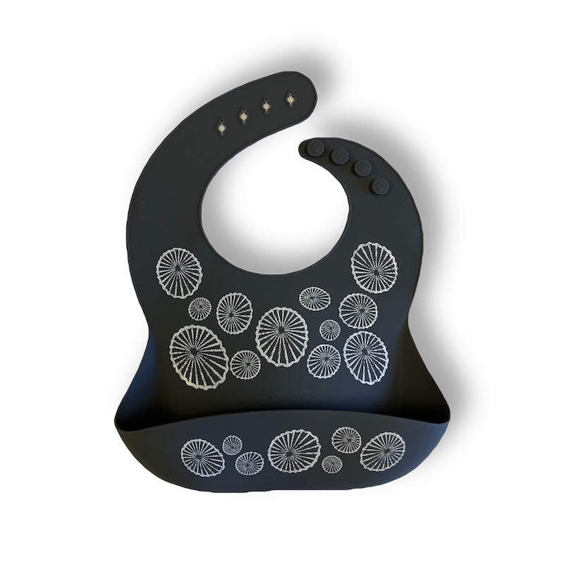 laukea (dark grey) opihi silicone bib