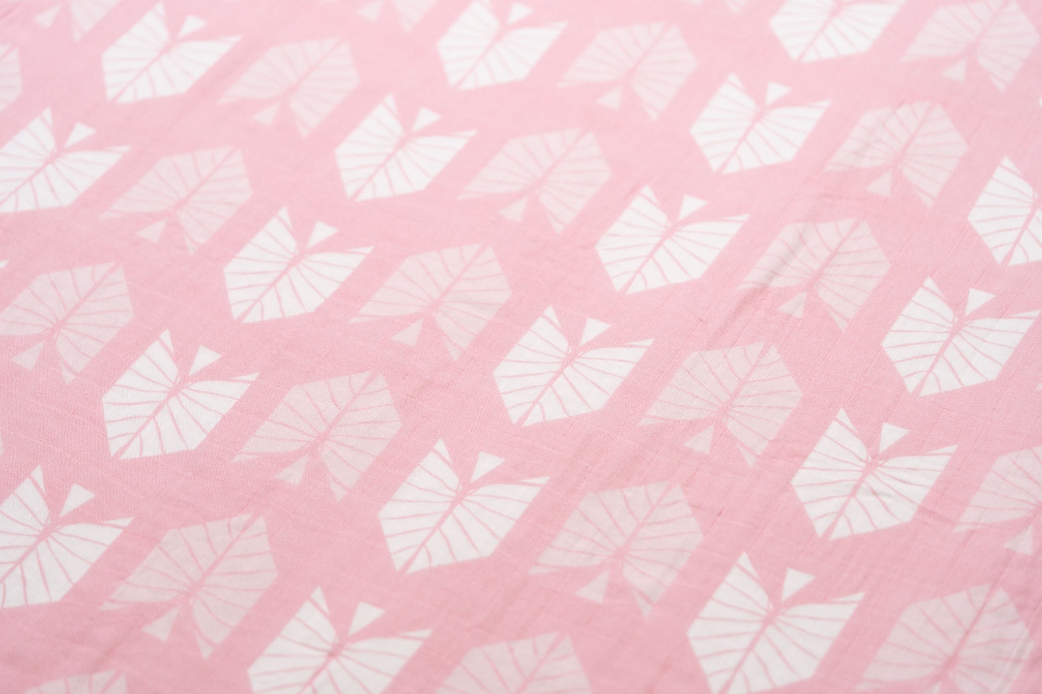 Pink Keiki Kalo Bamboo Kapa Moe (Swaddle Blanket)