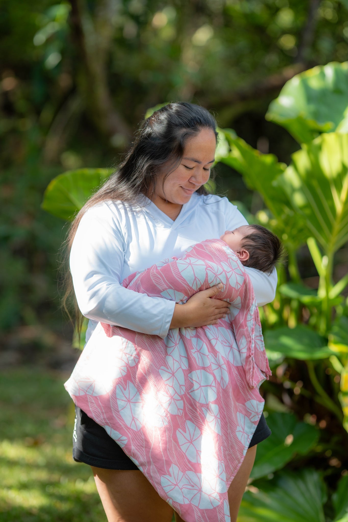 Pink Mauka Kalo Bamboo Muslin Kapa Moe (Swaddle Blanket)